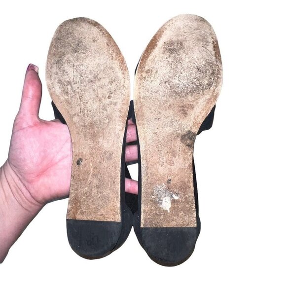 Donald Pliner Woman Black Suede Flats Size 8 Twist Front Stretch Straps D’Orsay - Picture 6 of 9
